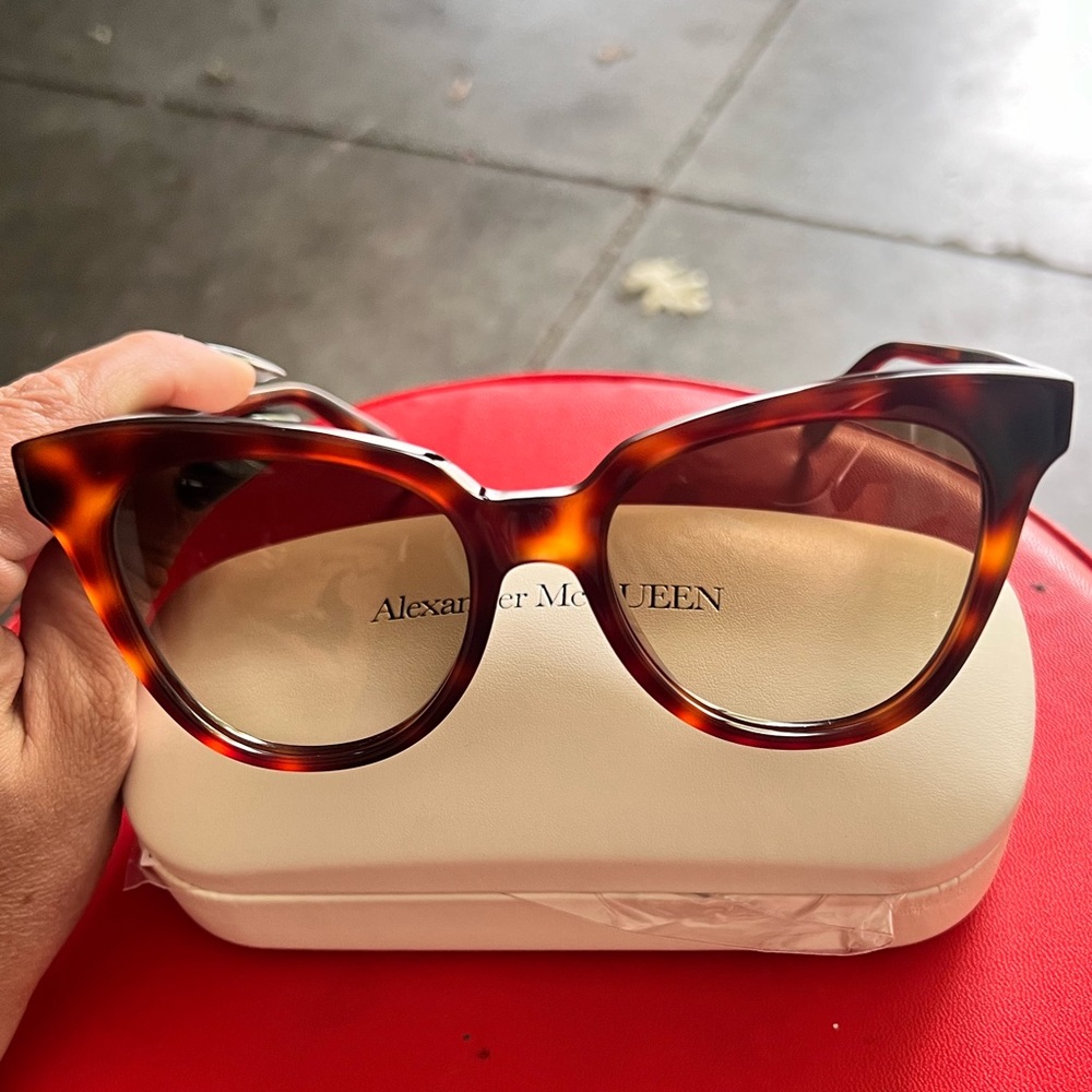 NWT Alexander McQueen sunglasses